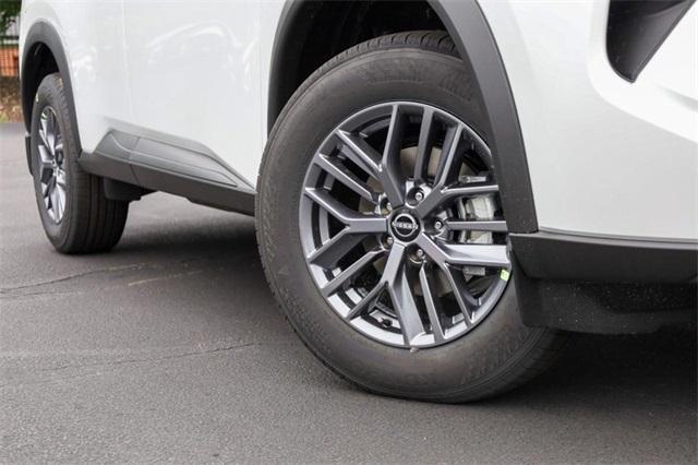 2025 Nissan Rogue Vehicle Photo in Hazelwood, MO 63042