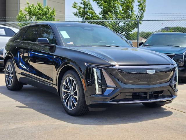 2025 Cadillac LYRIQ Vehicle Photo in HOUSTON, TX 77079