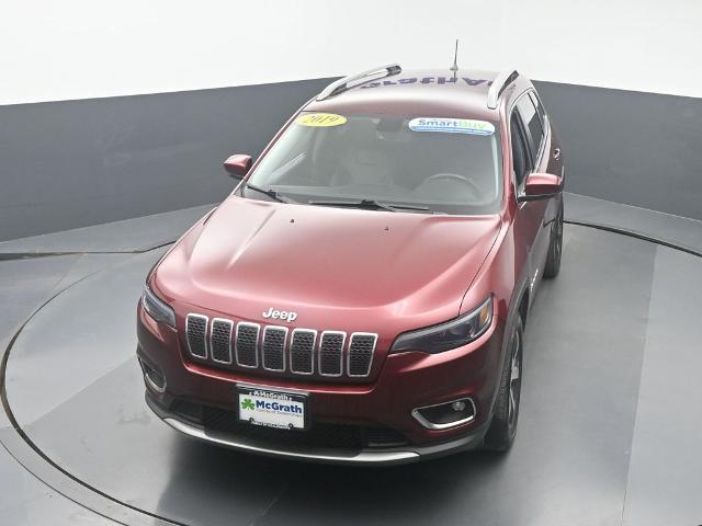 2019 Jeep Cherokee Vehicle Photo in Cedar Rapids, IA 52402