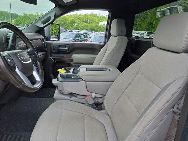 2021 GMC Sierra 2500 HD Vehicle Photo in Pleasant Hills, PA 15236