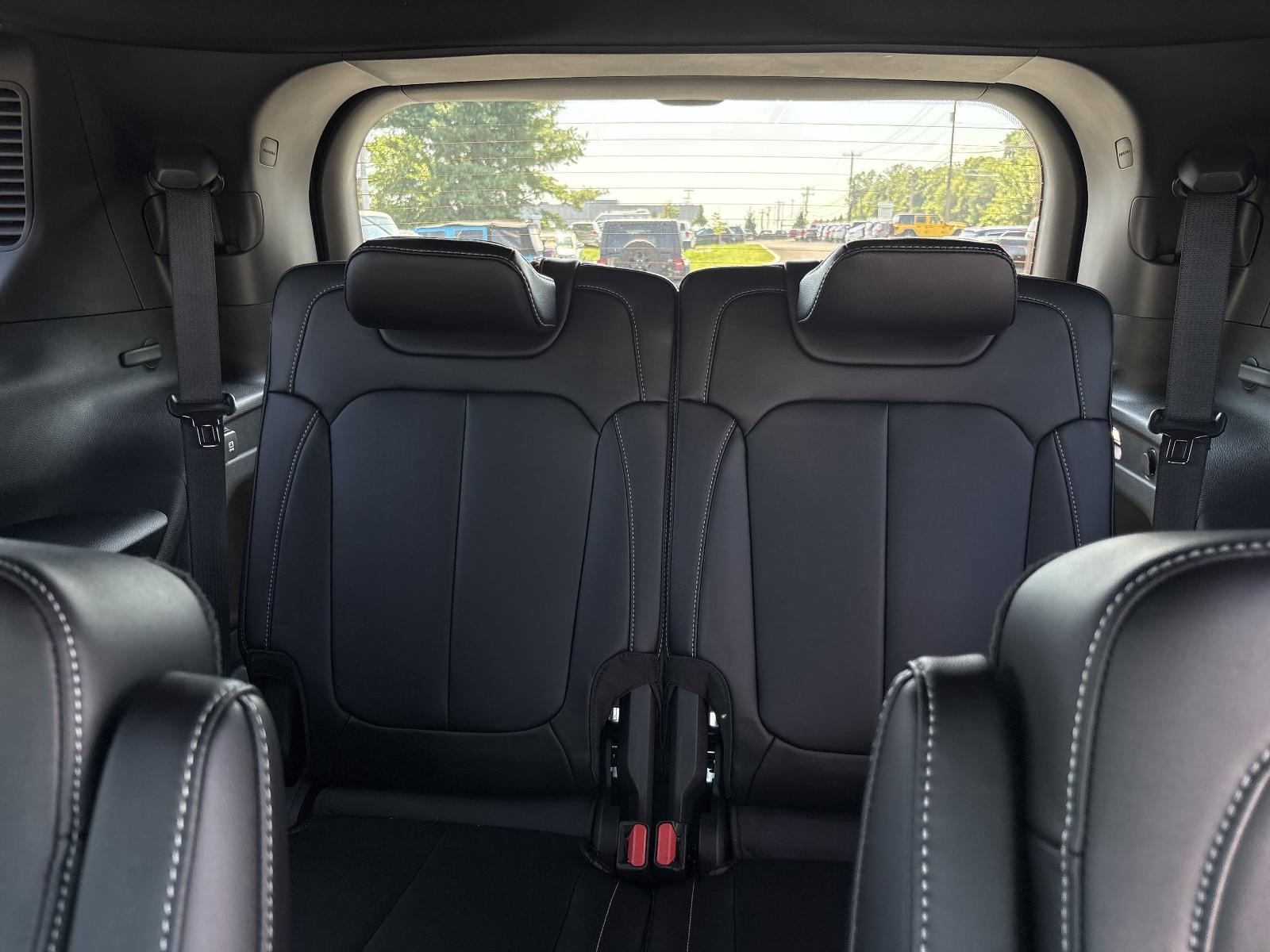 2025 Jeep Grand Cherokee L Vehicle Photo in Mechanicsburg, PA 17050-1707