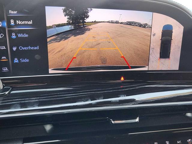2022 Cadillac Escalade Vehicle Photo in DENTON, TX 76210-9321