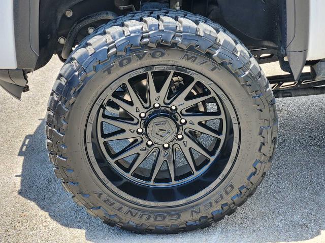 2024 GMC Sierra 2500 HD Vehicle Photo in DENTON, TX 76210-9321