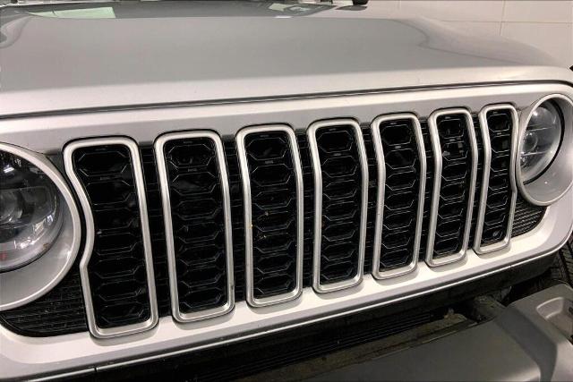 2024 Jeep Wrangler Vehicle Photo in Kansas City, MO 64114