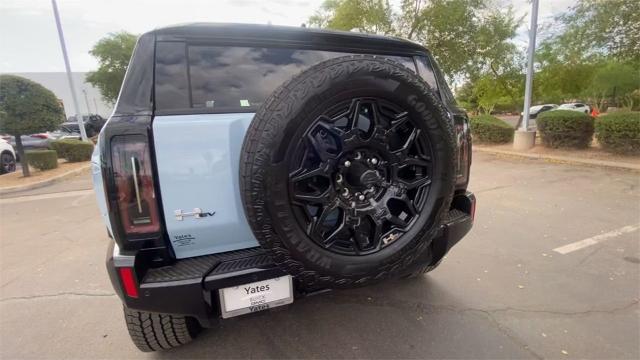 2025 GMC HUMMER EV SUV Vehicle Photo in GOODYEAR, AZ 85338-1310