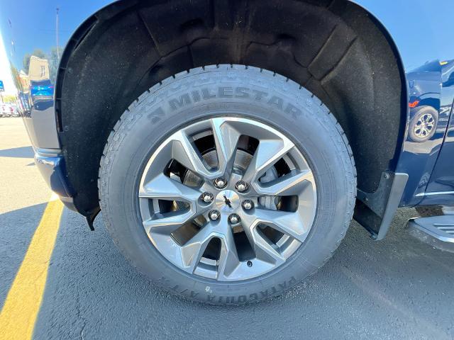 2022 Chevrolet Silverado 1500 LTD Vehicle Photo in MASSENA, NY 13662-2255