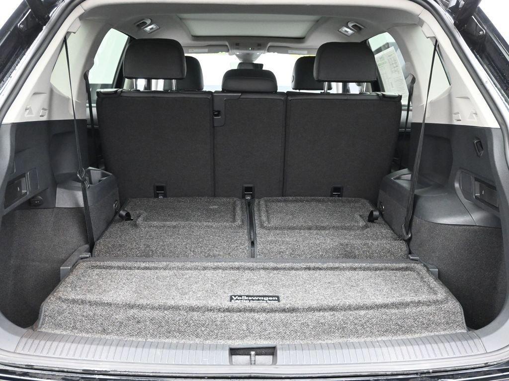 2020 Volkswagen Tiguan Vehicle Photo in Marion, IA 52302