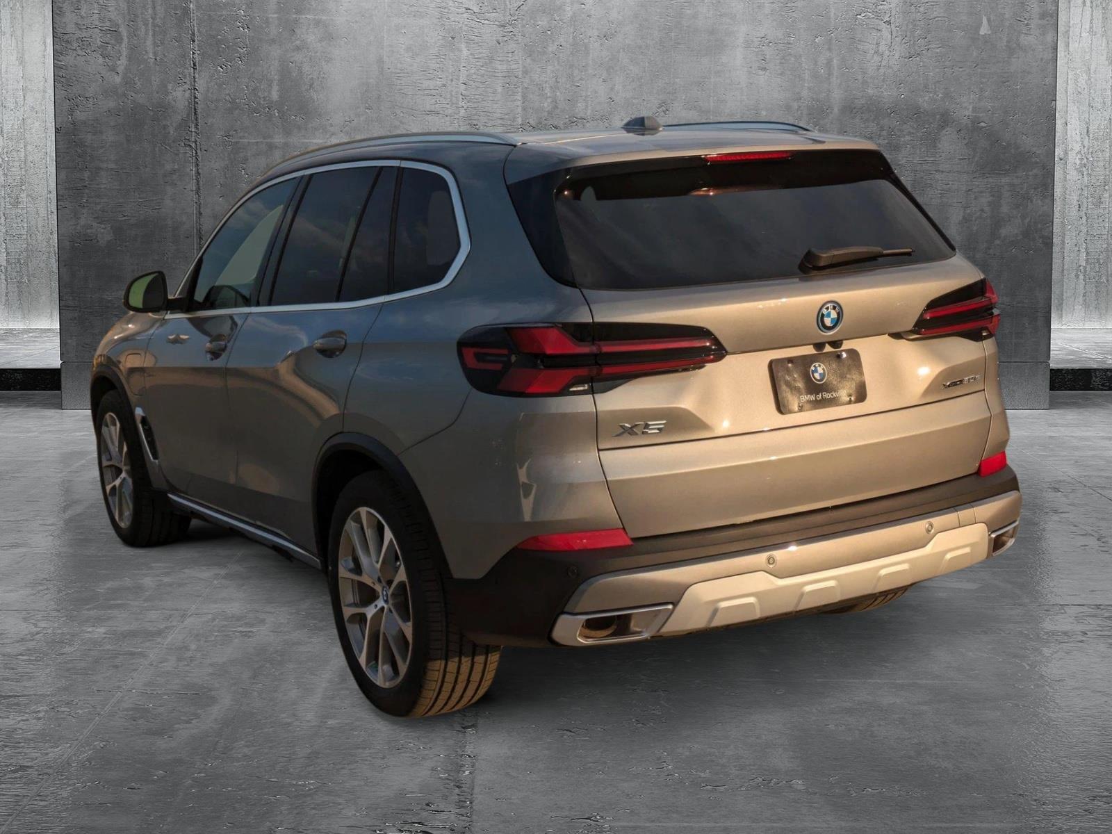 2025 BMW X5 xDrive50e Vehicle Photo in Rockville, MD 20852