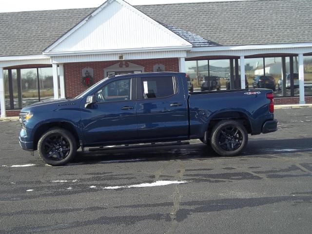 2022 Chevrolet Silverado 1500 Custom photo 10