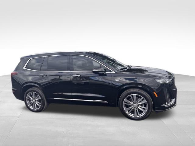 2025 Cadillac XT6 Vehicle Photo in DELRAY BEACH, FL 33483-3294