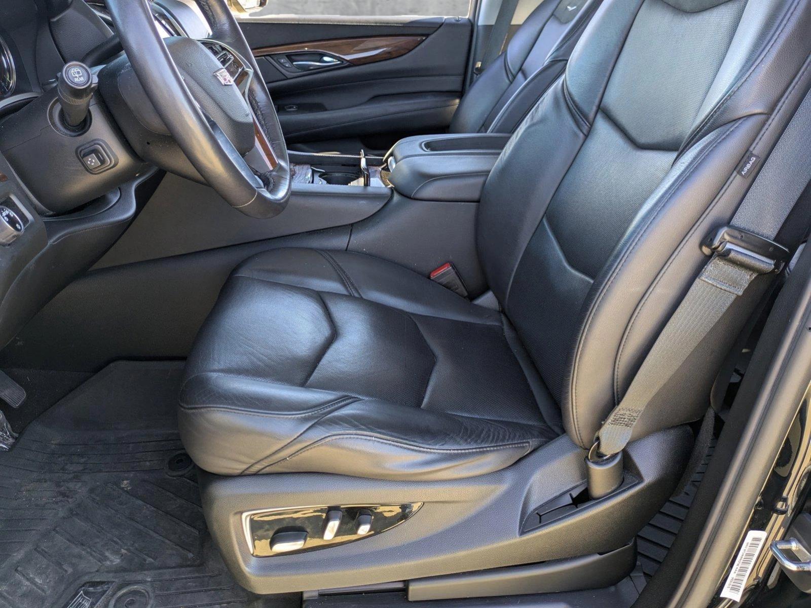 2020 Cadillac Escalade Vehicle Photo in CORPUS CHRISTI, TX 78412-4902