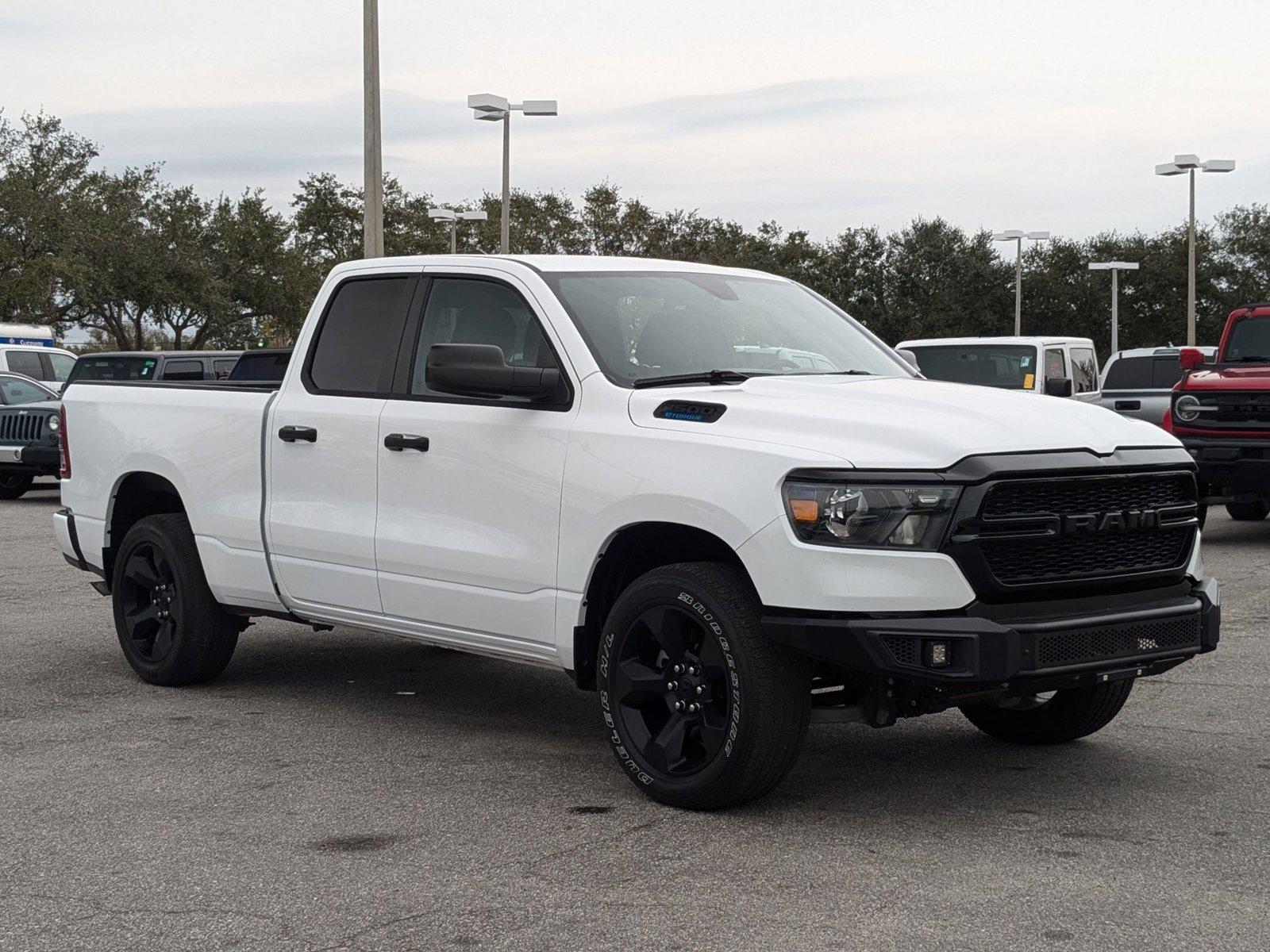 2024 Ram 1500 Vehicle Photo in St. Petersburg, FL 33713