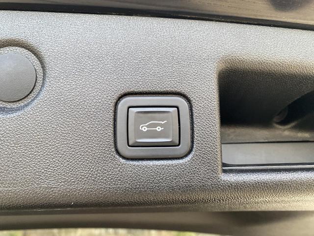 2020 Chevrolet Equinox Vehicle Photo in LEOMINSTER, MA 01453-2952