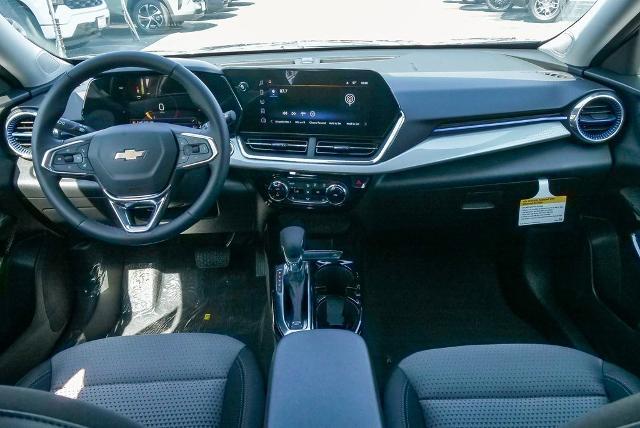 2025 Chevrolet Trax Vehicle Photo in VENTURA, CA 93003-8585