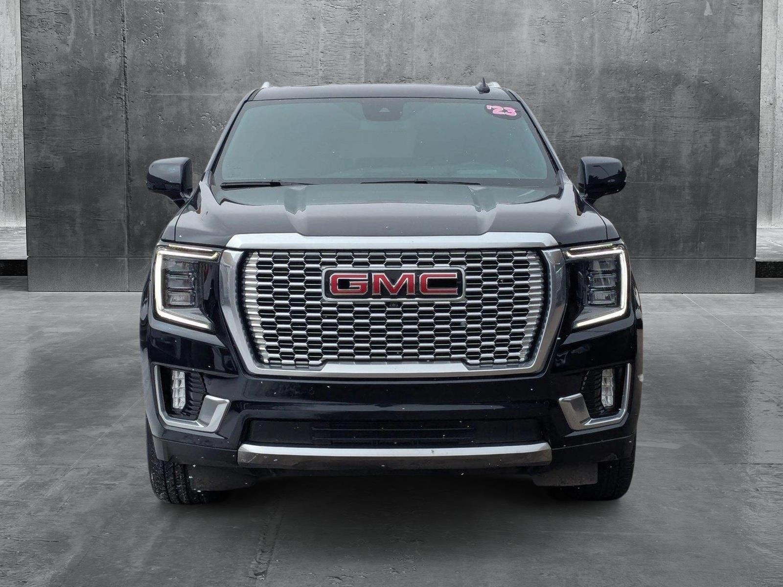 2023 GMC Yukon XL Vehicle Photo in LONE TREE, CO 80124-2750