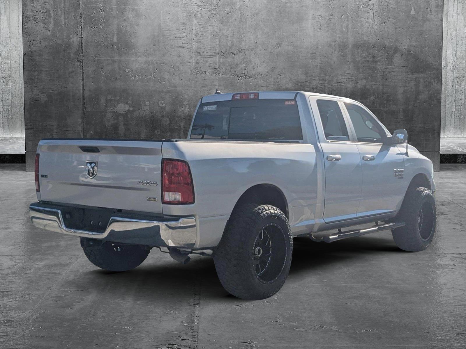 2019 Ram 1500 Classic Vehicle Photo in PEMBROKE PINES, FL 33024-6534