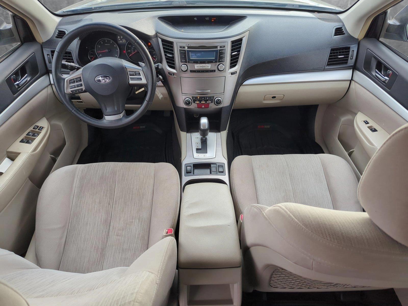 2013 Subaru Outback Vehicle Photo in Memphis, TN 38125