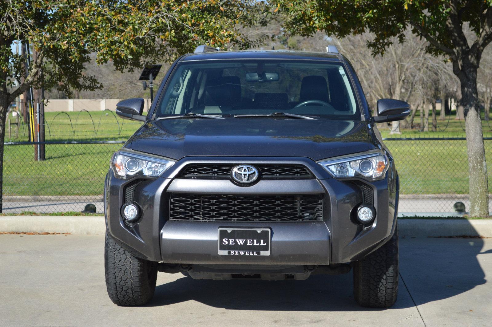 2016 Toyota 4Runner Vehicle Photo in Houston, TX 77090