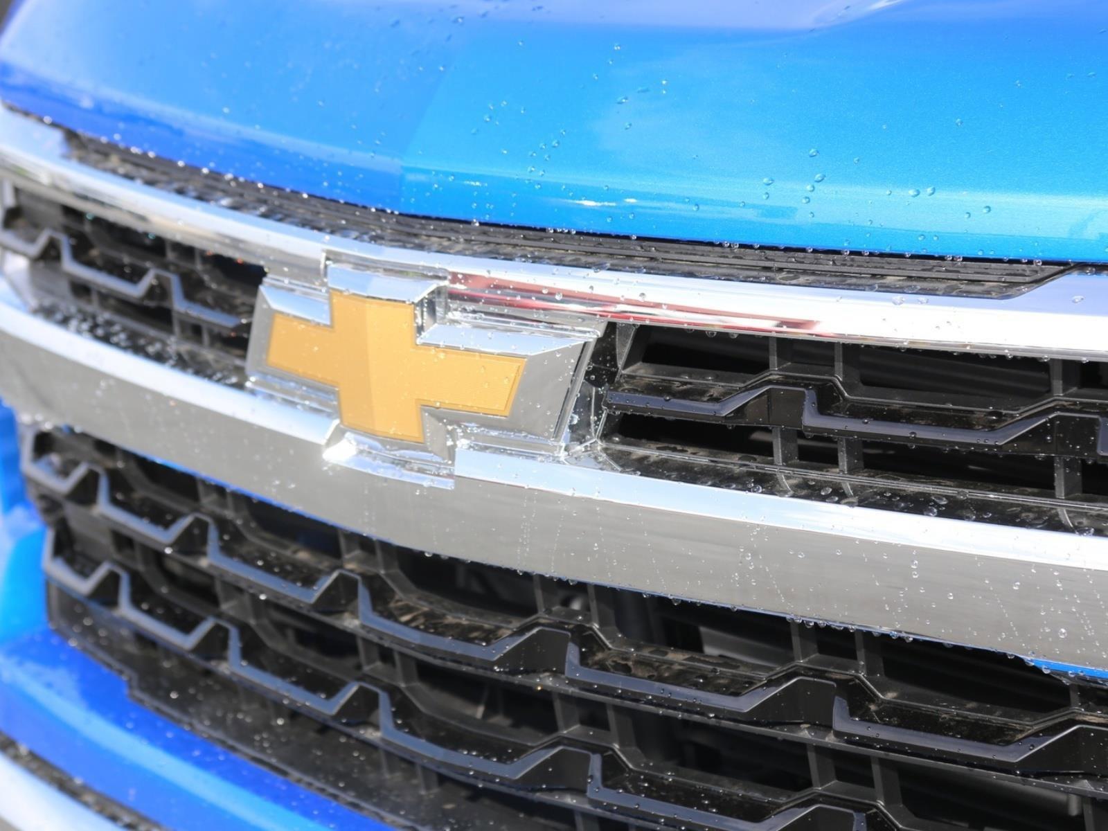 2025 Chevrolet Silverado 1500 Vehicle Photo in LOS ANGELES, CA 90007-3794