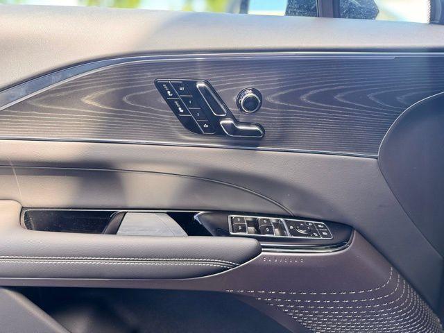2025 Cadillac LYRIQ Vehicle Photo in DELRAY BEACH, FL 33483-3294
