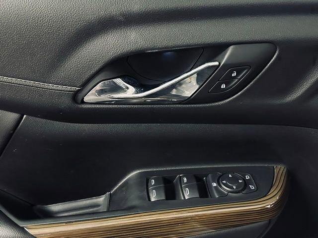 2023 GMC Acadia Vehicle Photo in MEDINA, OH 44256-9631