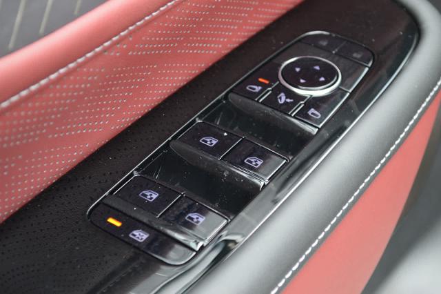 2025 INFINITI QX80 Vehicle Photo in Houston, TX 77090
