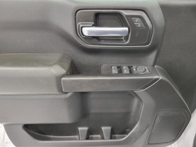 2021 Chevrolet Silverado 1500 Vehicle Photo in Kaukauna, WI 54130