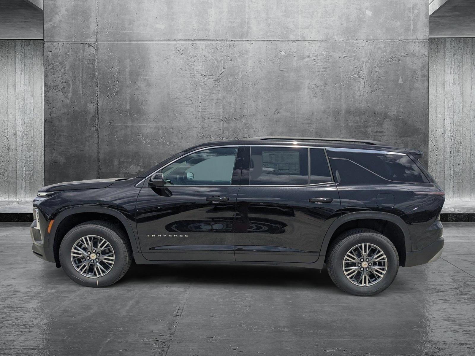 2025 Chevrolet Traverse Vehicle Photo in MIAMI, FL 33172-3015