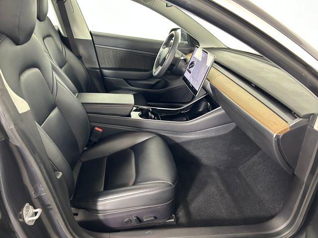 2020 Tesla Model 3 Vehicle Photo in MEDINA, OH 44256-9631