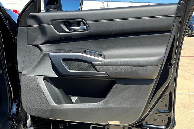 2022 Nissan Pathfinder Vehicle Photo in Grapevine, TX 76051