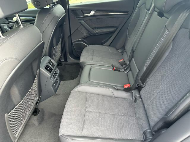 2025 Audi SQ5 Vehicle Photo in HOUSTON, TX 77090