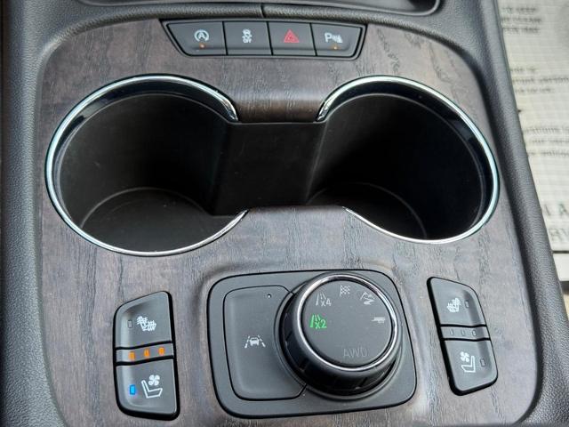 2023 GMC Acadia Vehicle Photo in COLUMBIA, MO 65203-3903