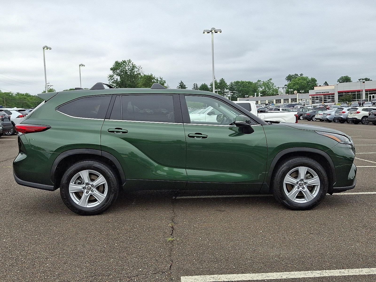 2023 Toyota Highlander Vehicle Photo in Trevose, PA 19053