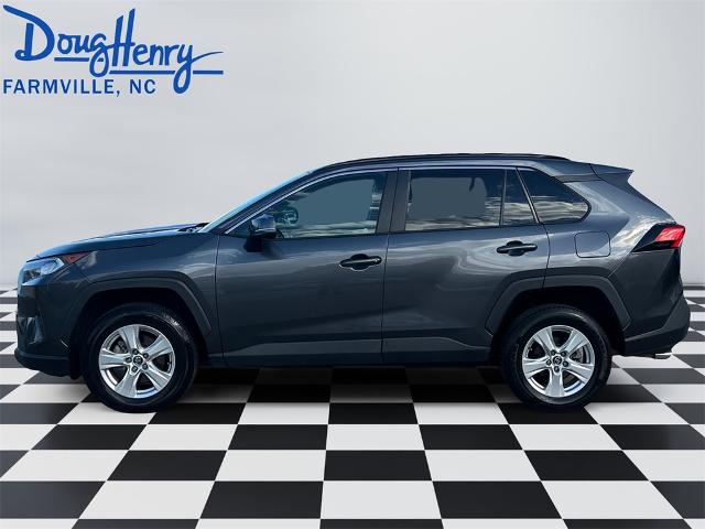 Used 2021 Toyota RAV4 XLE with VIN 2T3W1RFVXMC099962 for sale in Farmville, NC