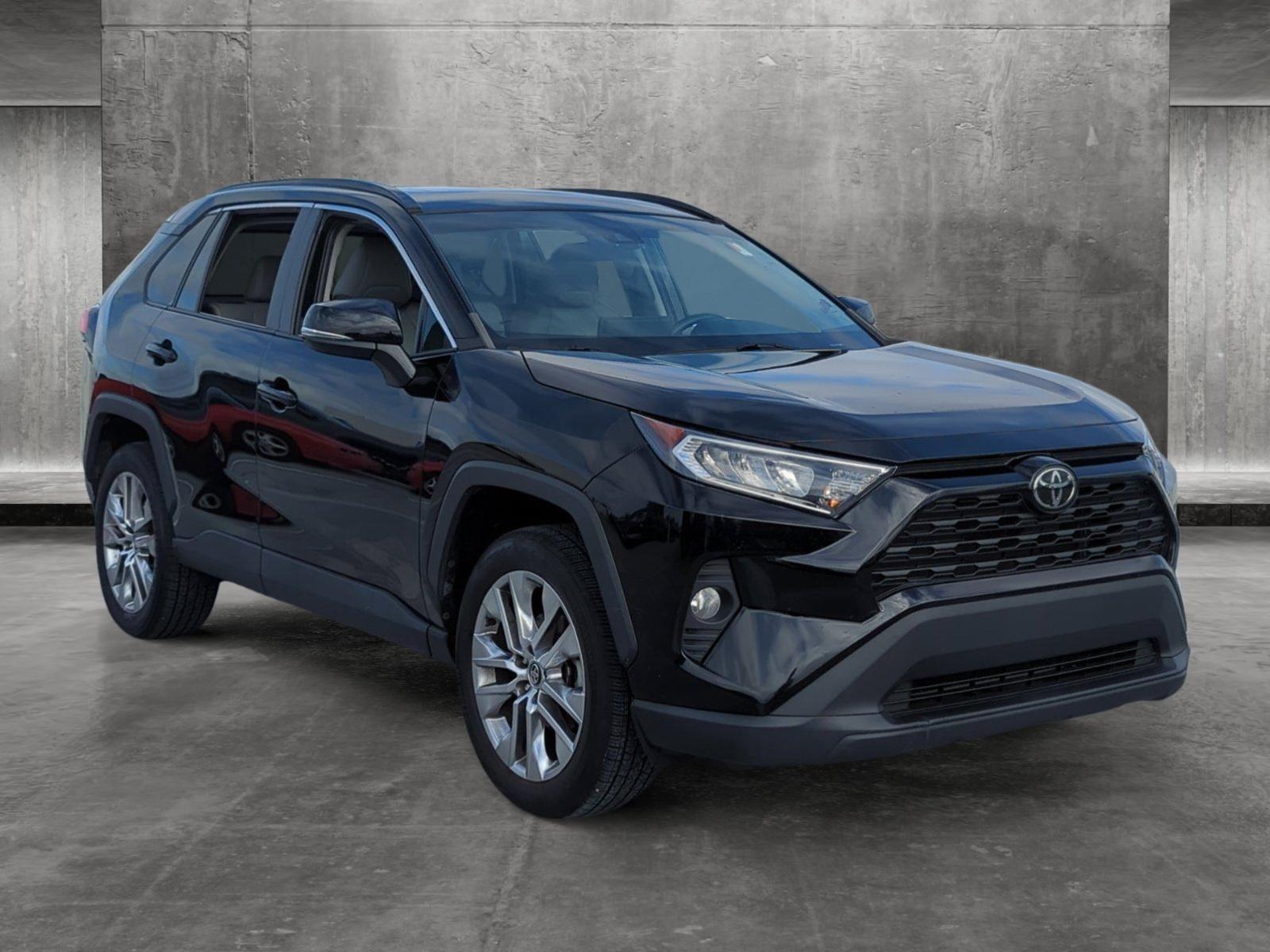 2020 Toyota RAV4 Vehicle Photo in Ft. Myers, FL 33907