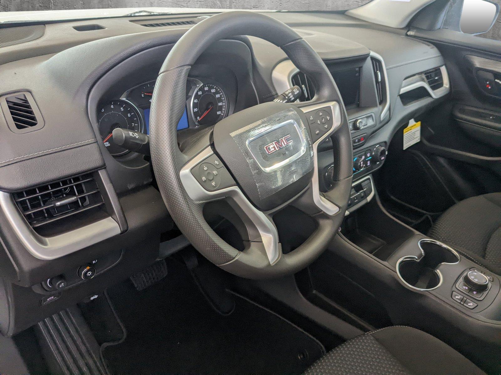 2024 GMC Terrain Vehicle Photo in LONE TREE, CO 80124-2750