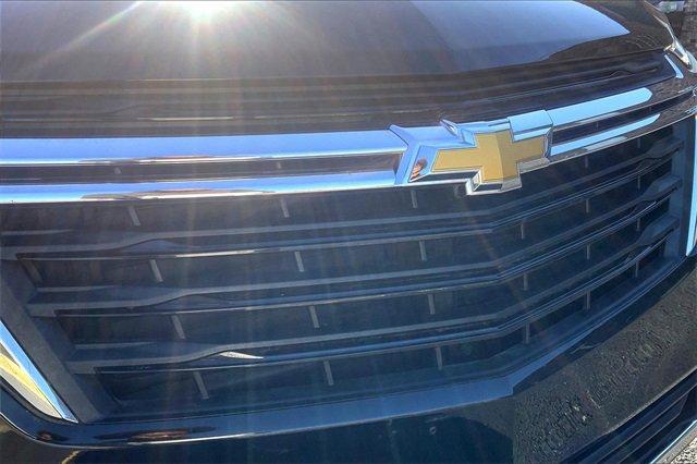 2024 Chevrolet Equinox Vehicle Photo in TOPEKA, KS 66609-0000