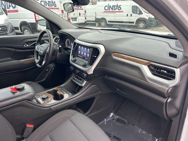 2023 GMC Acadia Vehicle Photo in MEDINA, OH 44256-9631