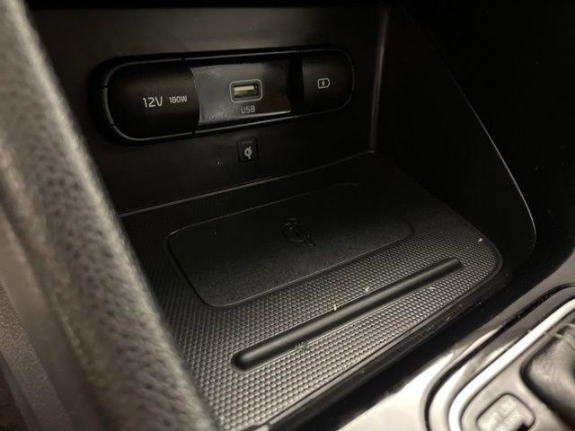 2022 Kia Niro Vehicle Photo in PHOENIX, AZ 85014-3381