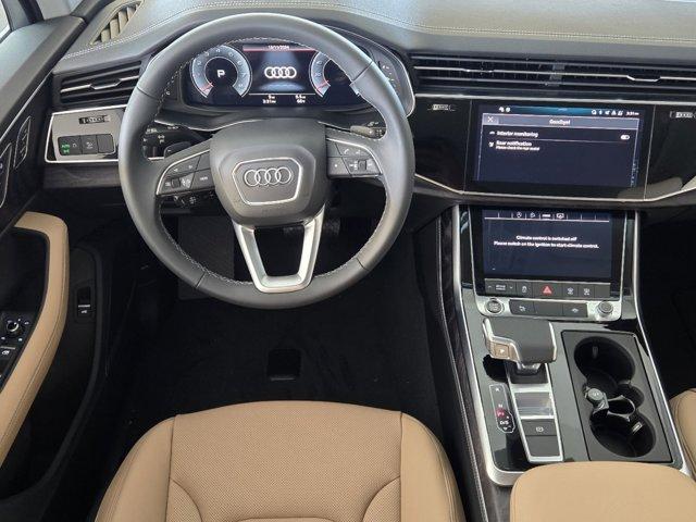 2025 Audi Q7 Vehicle Photo in HOUSTON, TX 77090