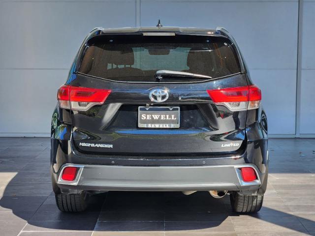 2019 Toyota Highlander Vehicle Photo in HOUSTON, TX 77079