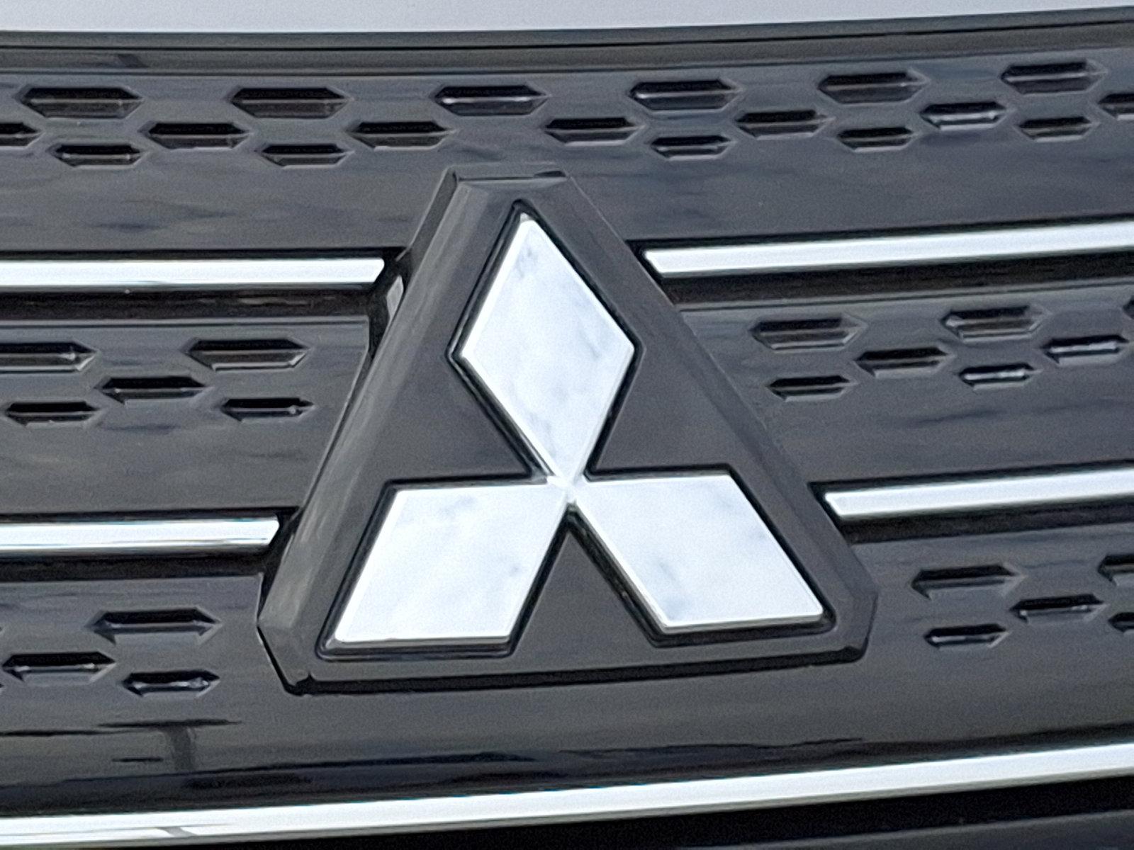 2022 Mitsubishi Outlander Vehicle Photo in Lancaster, PA 17601