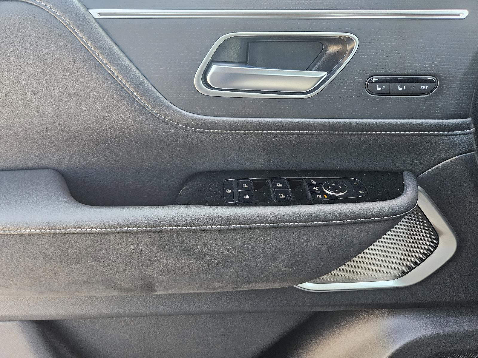 2025 INFINITI QX80 Vehicle Photo in Fort Worth, TX 76132