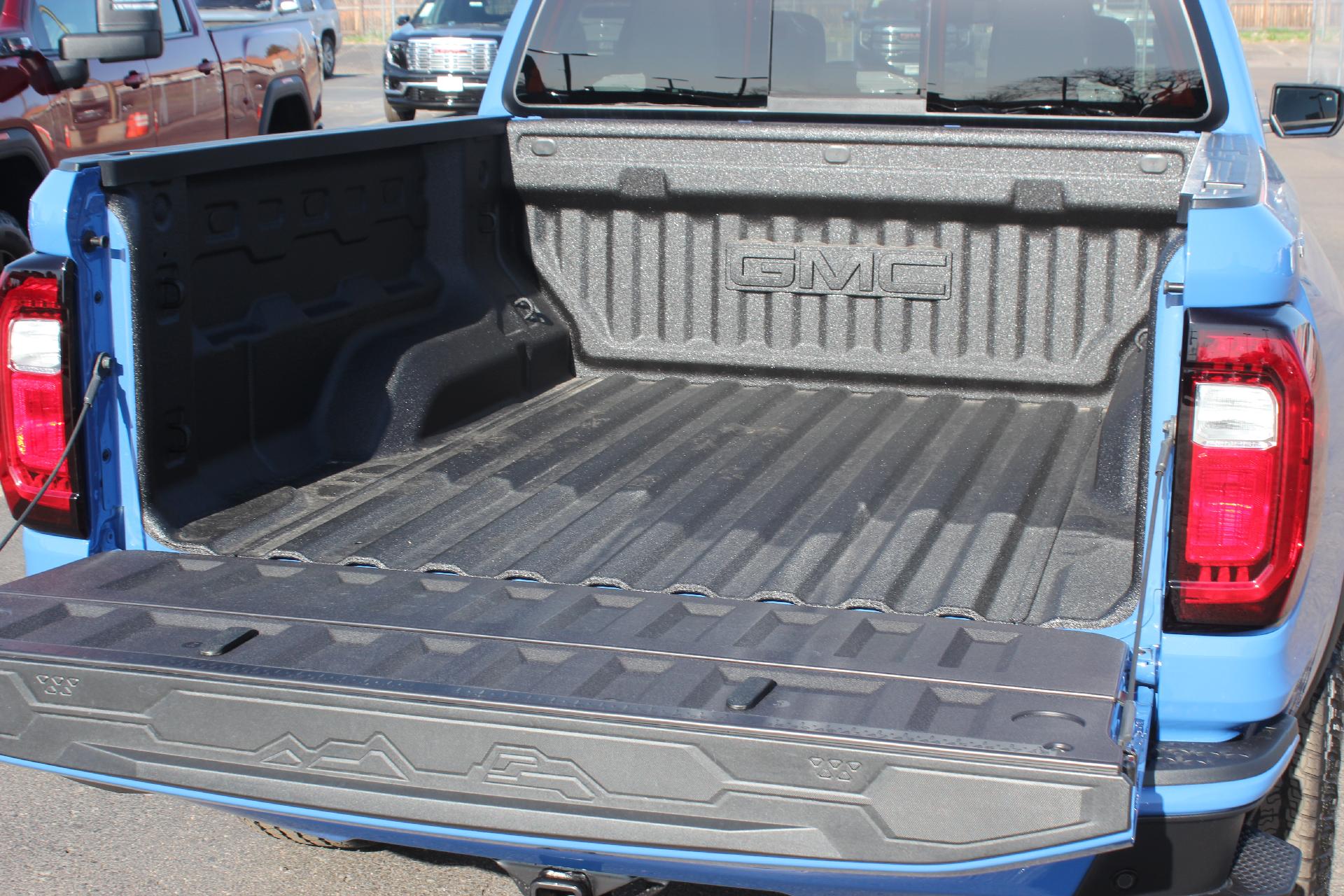 2025 GMC Canyon Vehicle Photo in AURORA, CO 80012-4011