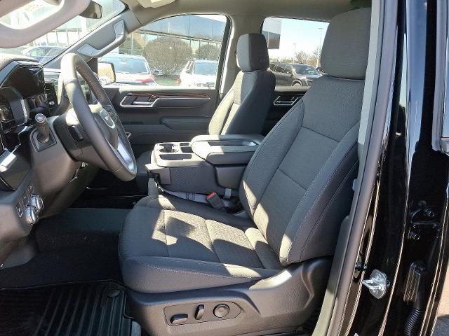 2025 GMC Sierra 1500 Vehicle Photo in TREVOSE, PA 19053-4984