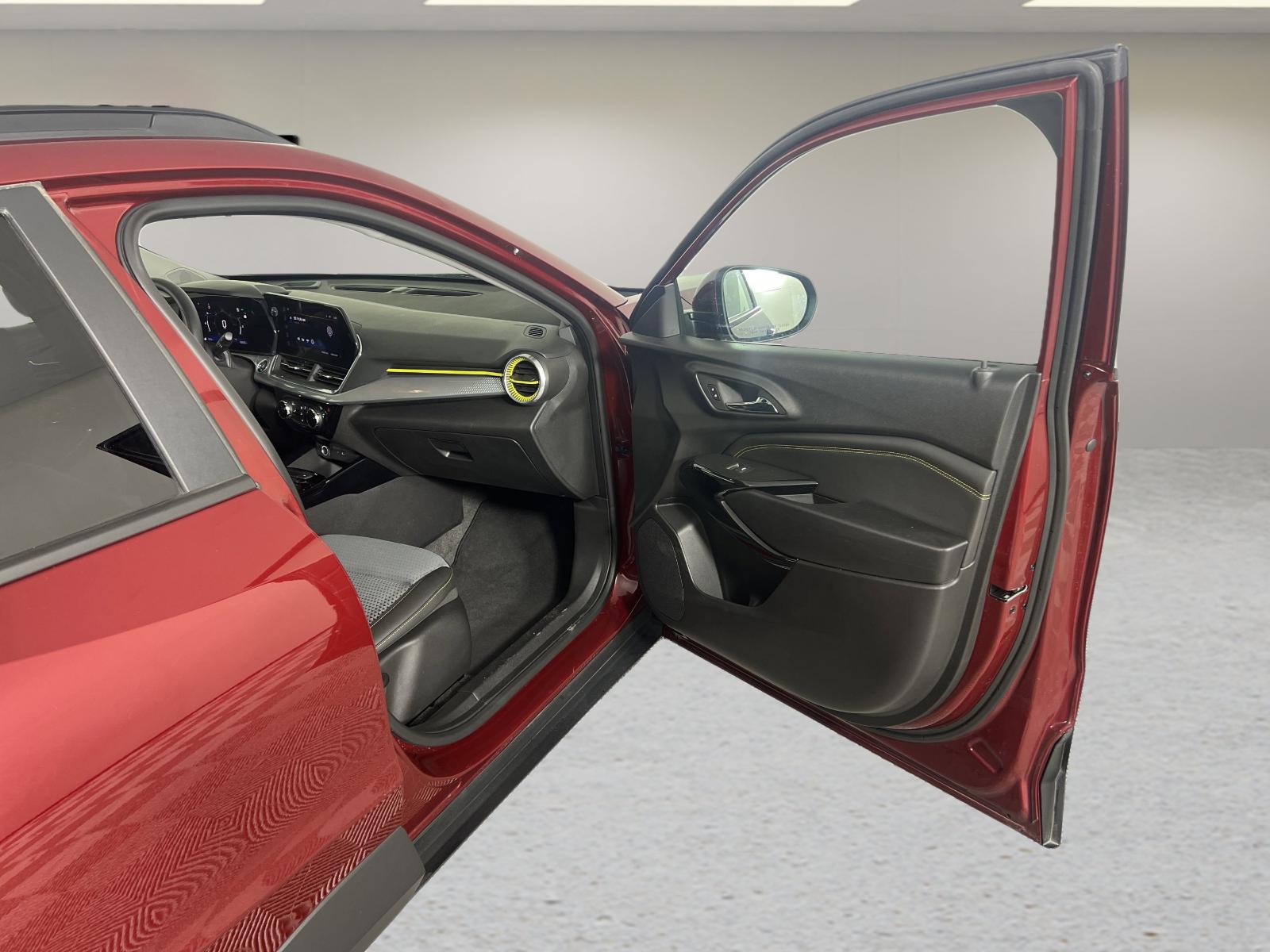 2024 Chevrolet Trax Vehicle Photo in GEORGETOWN, TX 78626-7508