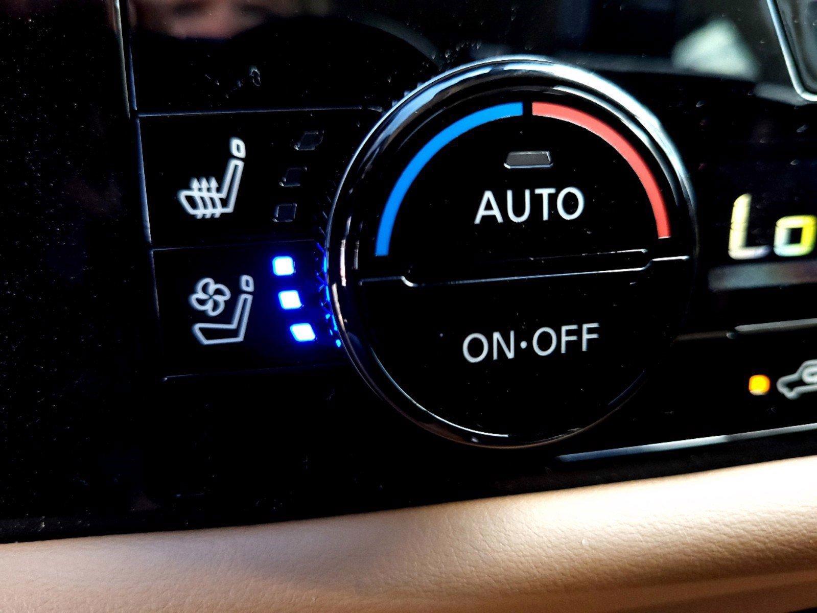 2025 Nissan Pathfinder Vehicle Photo in Albuquerque, NM 87110