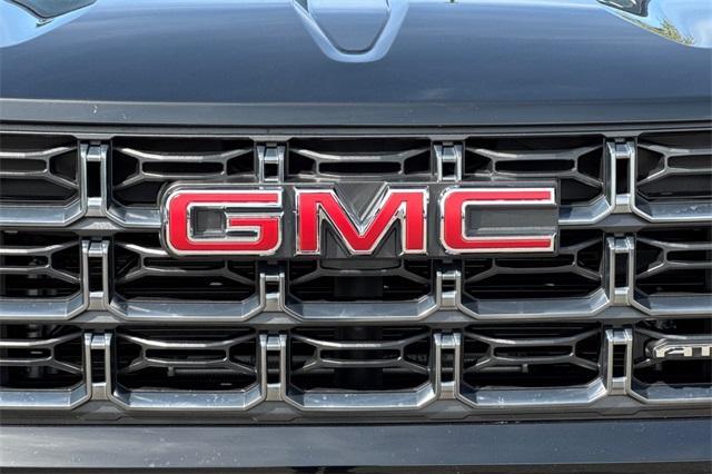 2023 GMC Canyon Vehicle Photo in ELK GROVE, CA 95757-8703