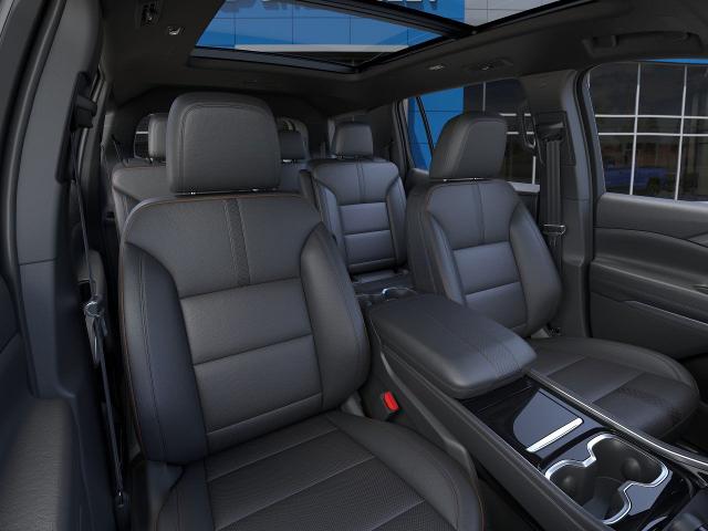 2025 Chevrolet Traverse Vehicle Photo in EMPORIA, VA 23847-1235
