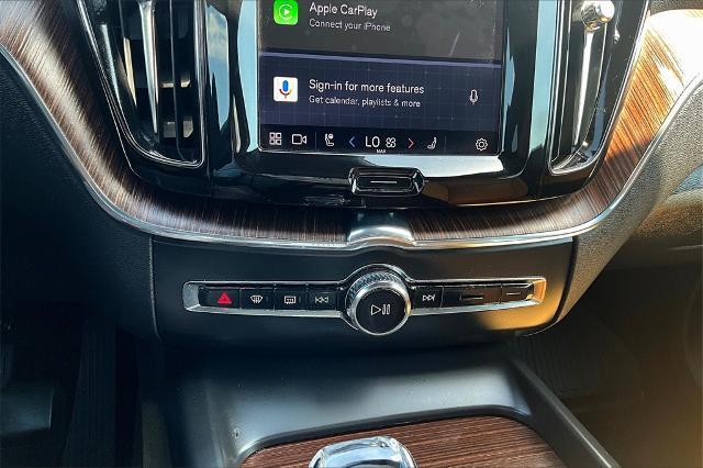 2022 Volvo XC60 Vehicle Photo in Houston, TX 77007
